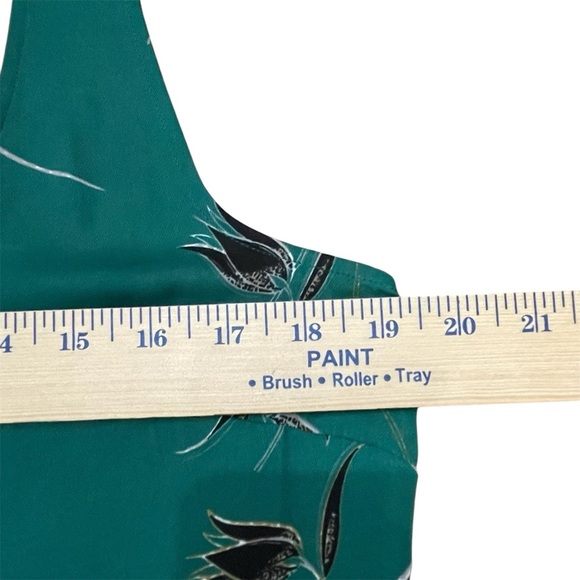 Cabi Tank Top Blouse Green & Black Zoe Falling Flowers Sheer Women’s Size Medium - Picture 8 of 10